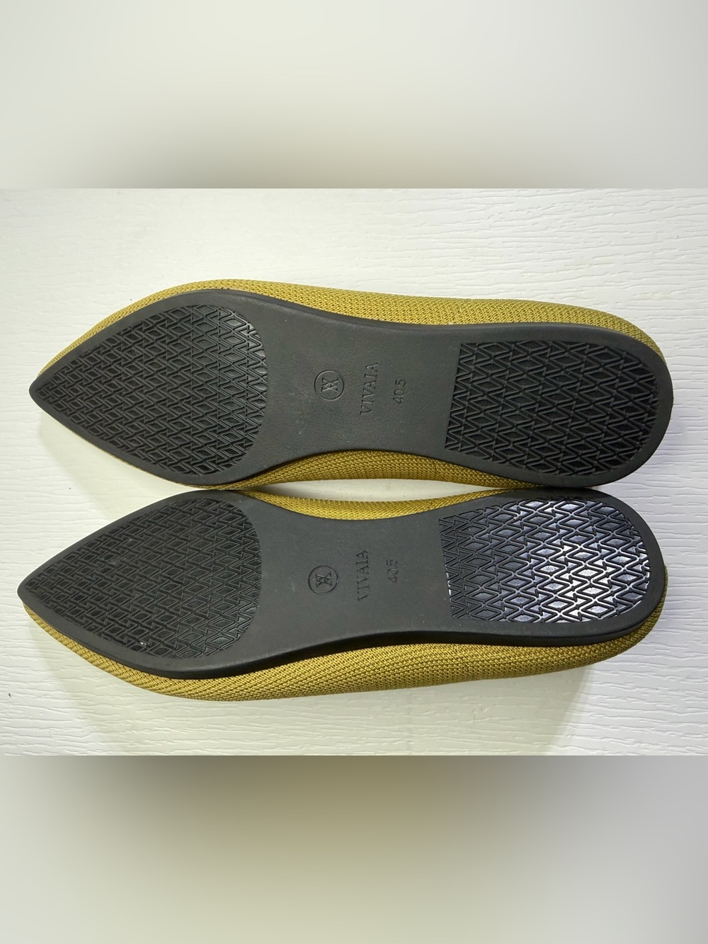Vivaia Aria 5 Pointed Toe Ballet Flats in Olive Green- Size 40.5 - Picture 9 of 11
